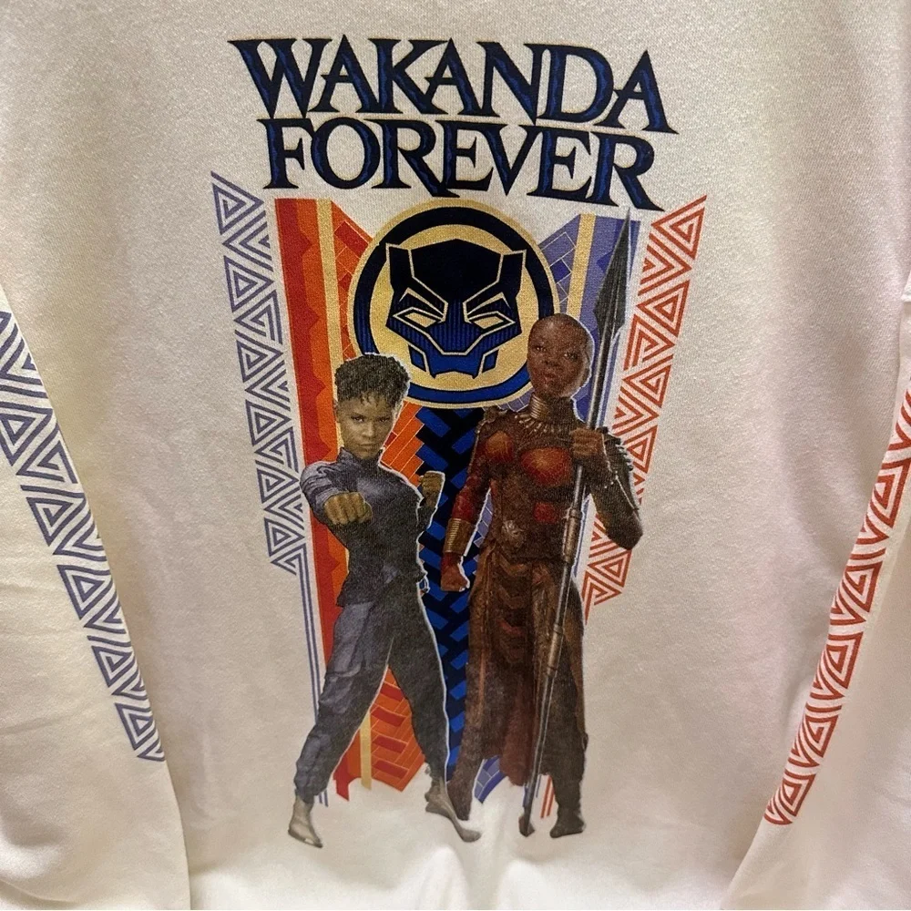 Marvel white sweatshirt